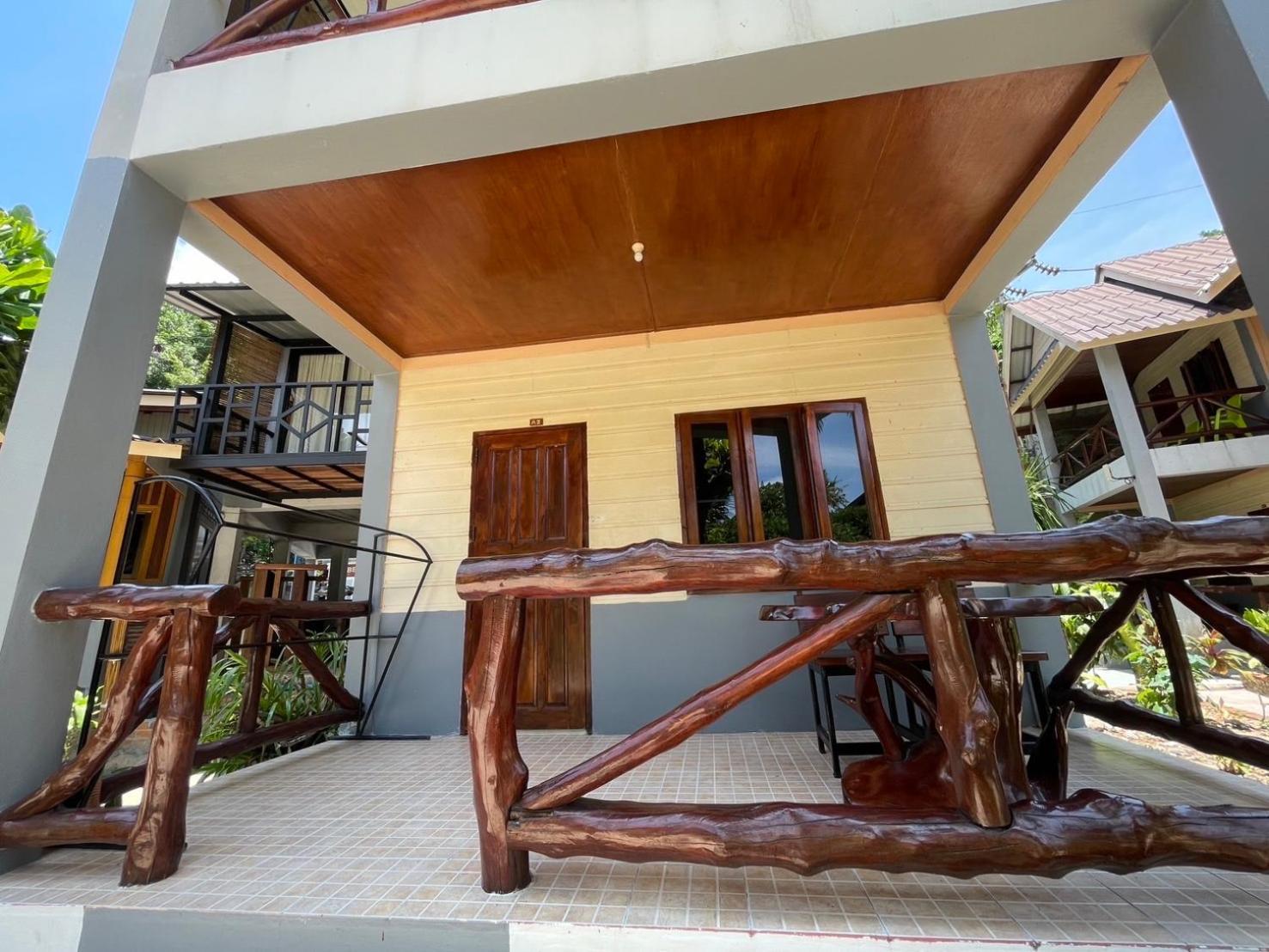 Big Fish Resort Ko Tao Esterno foto